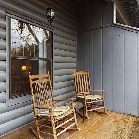 3 Bedroom Log Cabin Condo Close To Everything! Branson Eksteriør billede